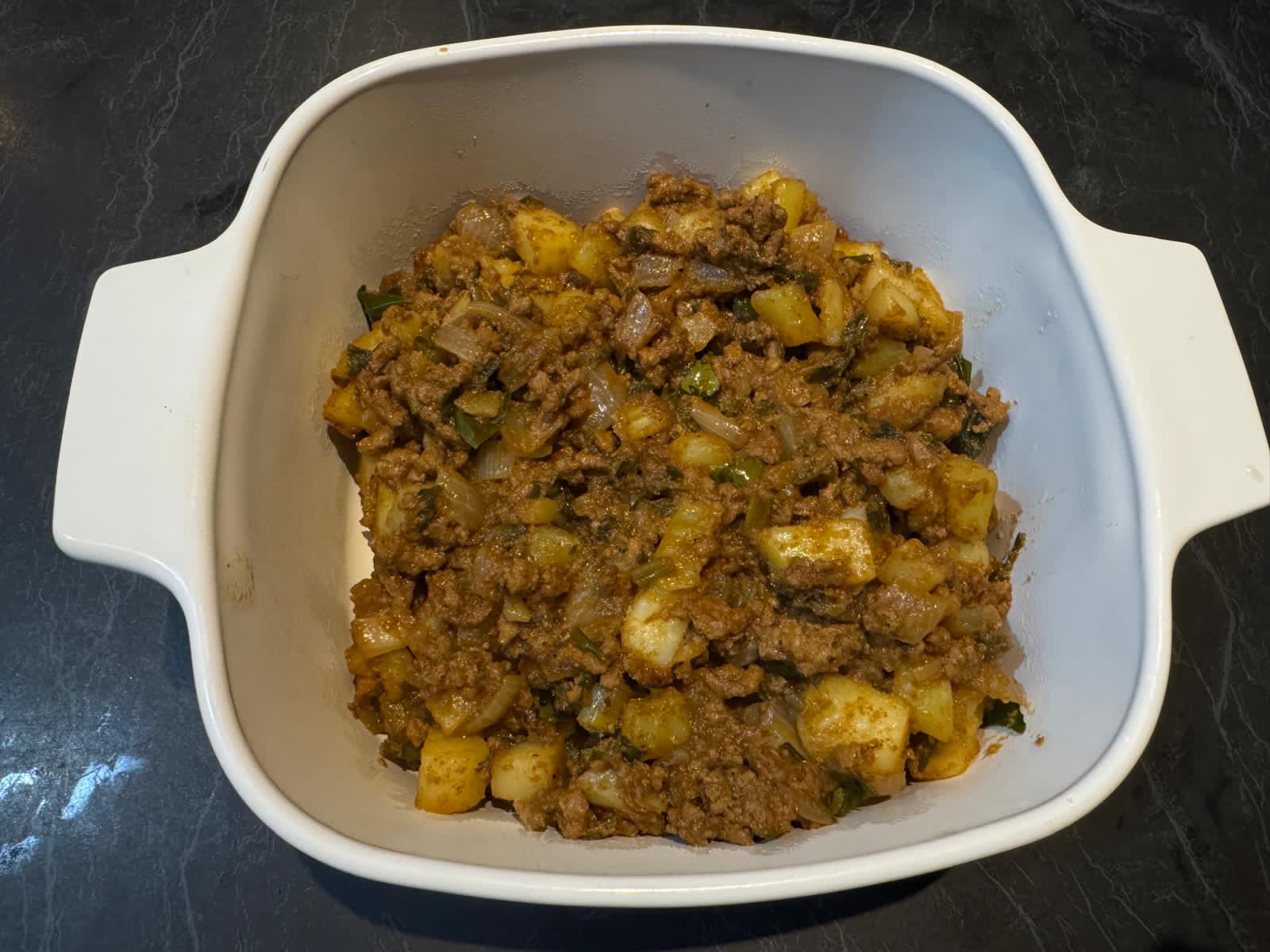 LAMB OR CHICKEN MINCED CURRY