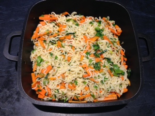 SRI LANKAN STYLE NOODLES